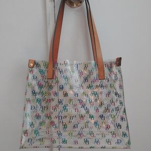 Dooney & Bourke Medium Shoppers Tote